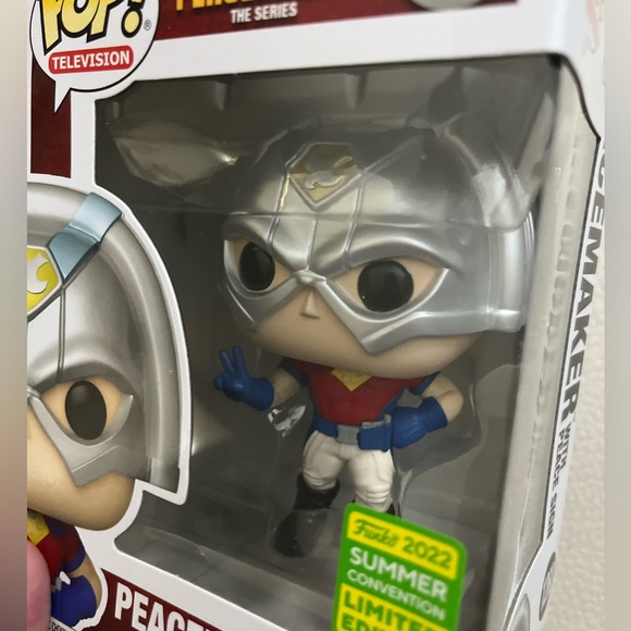 NWT - Funko Pop! Television DC Peacemaker #1260 Peacemaker (Summer Convention) - Picture 2 of 6